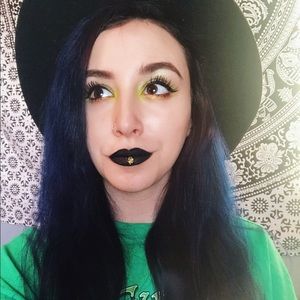 Meet your Posher, Kaitlin